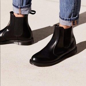 Dr Martens flora Chelsea boot